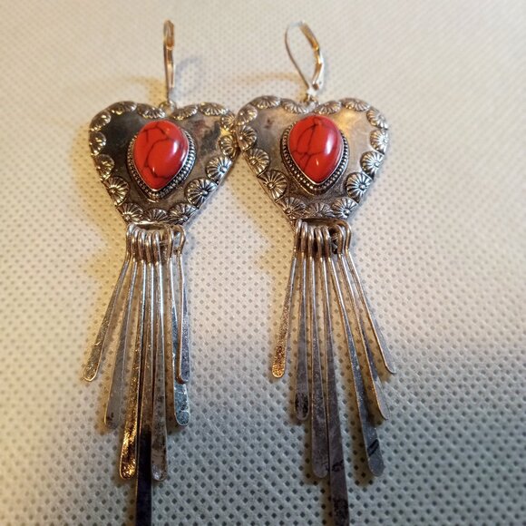 Western Style Silver Earrings - Picture 2 of 2